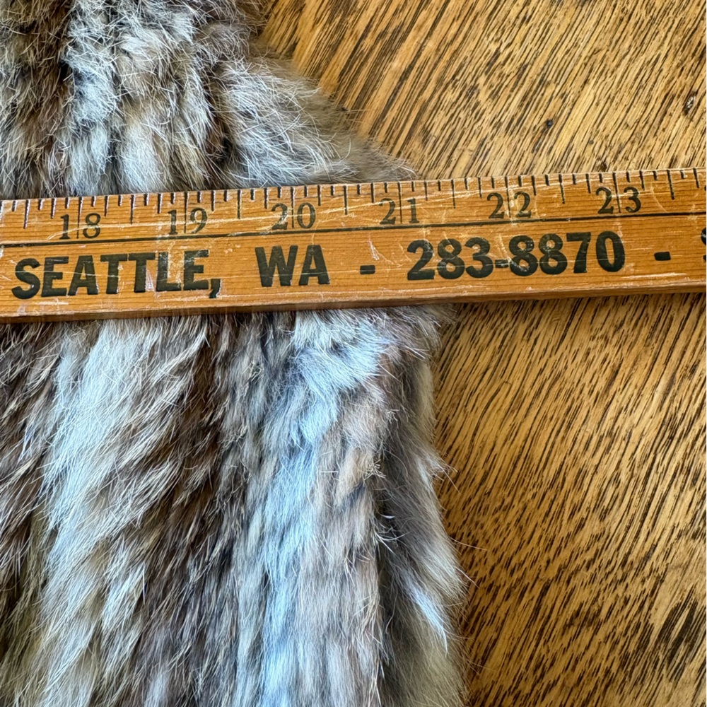 Hope 1967 vintage rabbit fur vest with pockets and front fasteners M/L - Picture 9 of 16